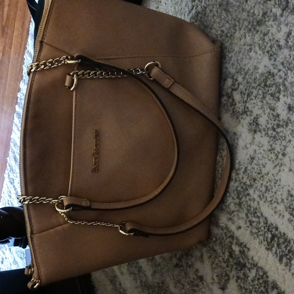 Enzo Angiolni purse,Baige,standard size